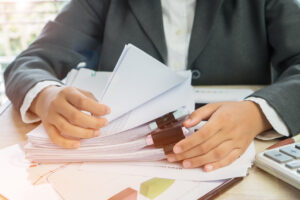 What Does “Mitigate Damages” Mean?